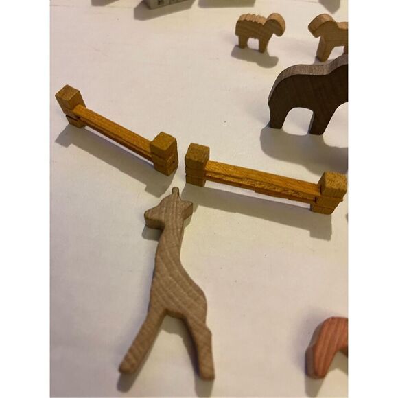 Vintage Miniature East Germany Dregeno mini Animals Houses Trees Fence Set Origi - Picture 7 of 14